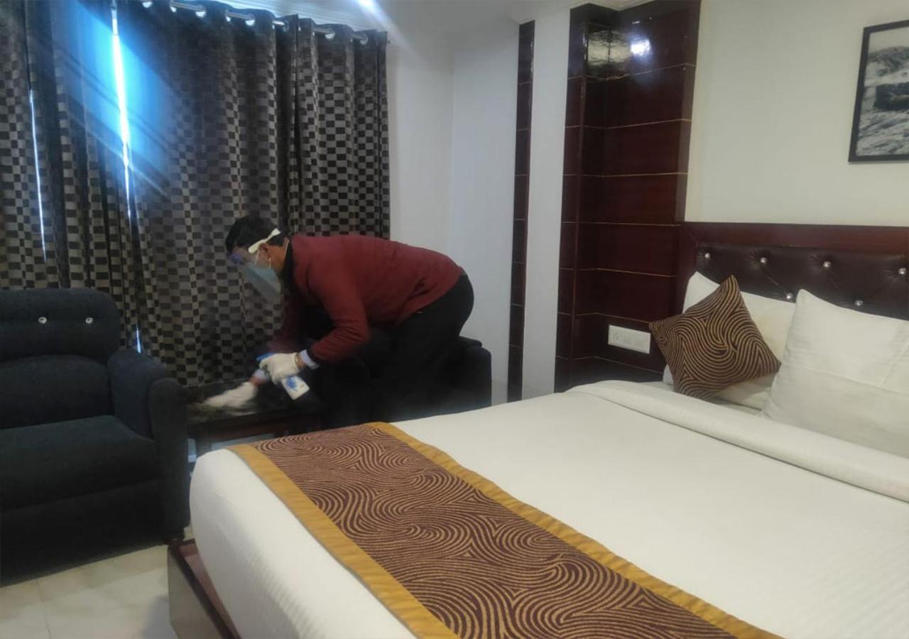 Hotel White Grand Shimla - In City Centre - A Centrally Ac Hotel Luaran gambar