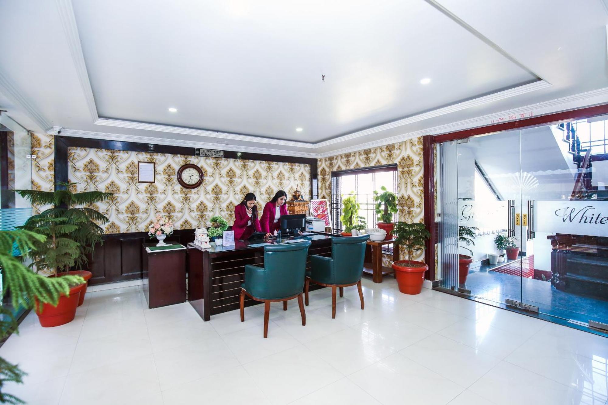 Hotel White Grand Shimla - In City Centre - A Centrally Ac Hotel Luaran gambar