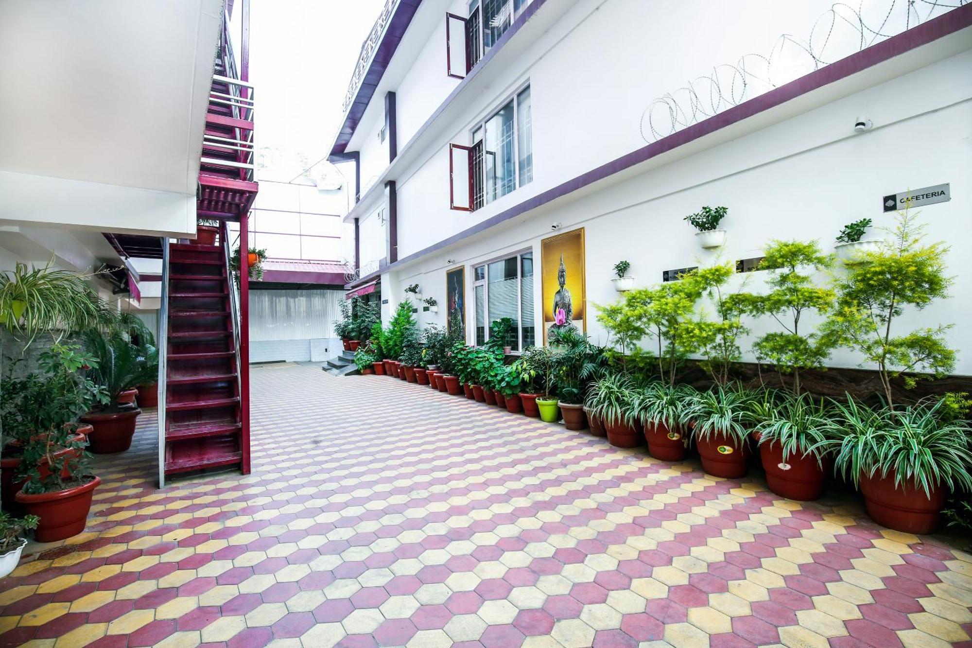 Hotel White Grand Shimla - In City Centre - A Centrally Ac Hotel Luaran gambar