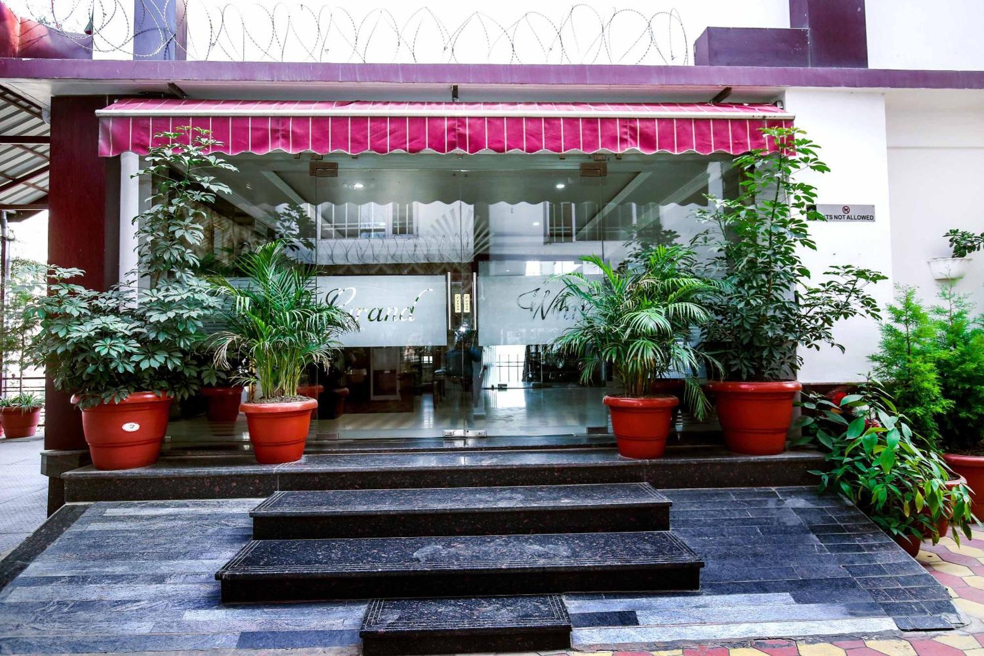 Hotel White Grand Shimla - In City Centre - A Centrally Ac Hotel Luaran gambar
